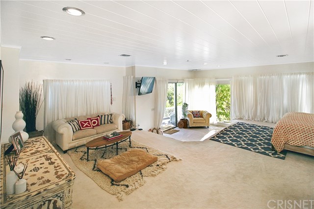 12445 Viewcrest Road Studio City, CA 91604 - Photo 12 of 28