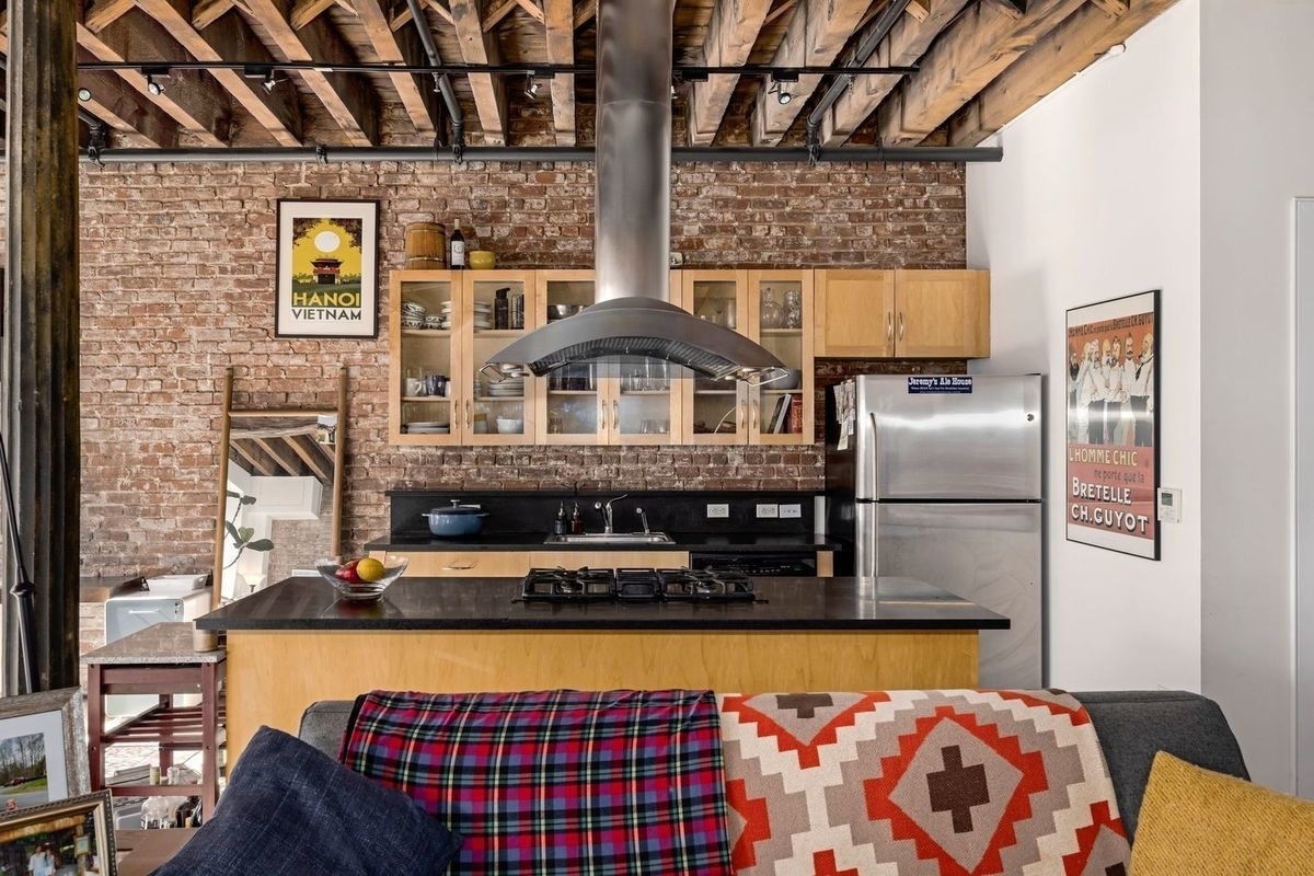 220 Front Street, Unit 3S Manhattan, NY 10038 - Photo 3 of 7