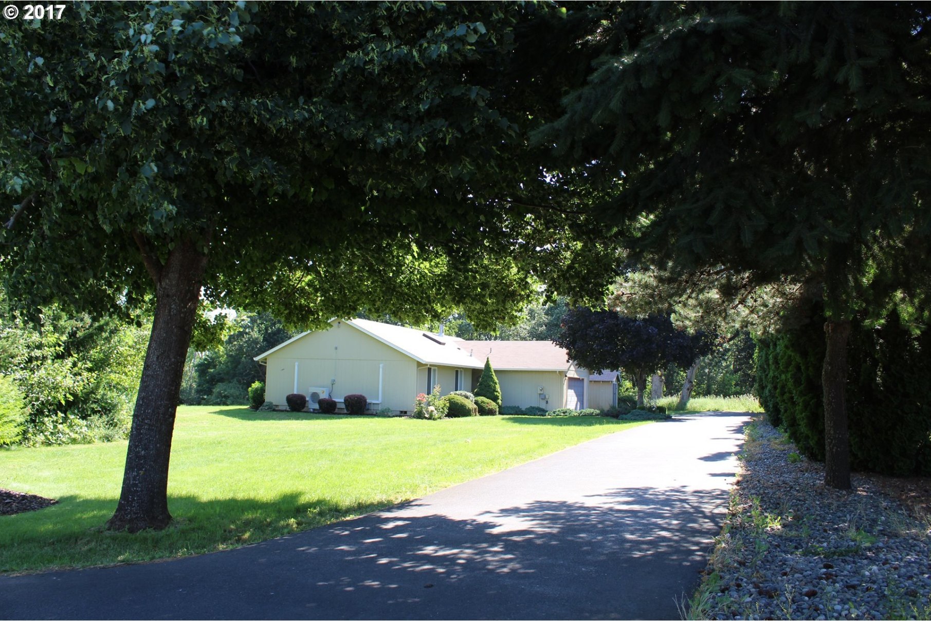 1441 Sunset Road Hood River, OR 97031 - Photo 1 of 24 Gallery Image 1