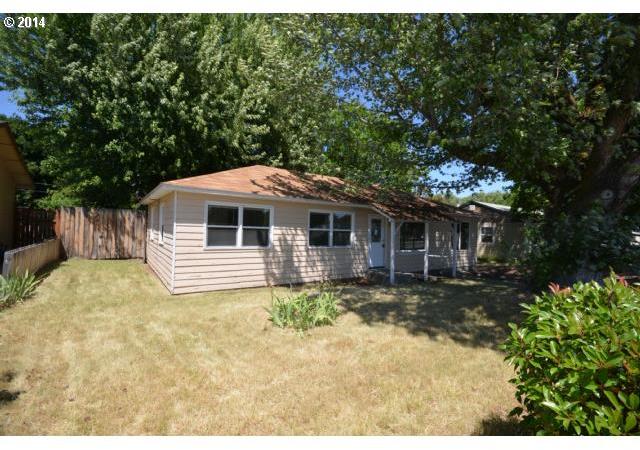 747 Chenowith Loop Road The Dalles, OR 97058 - Photo 2 of 16 Gallery Image 2