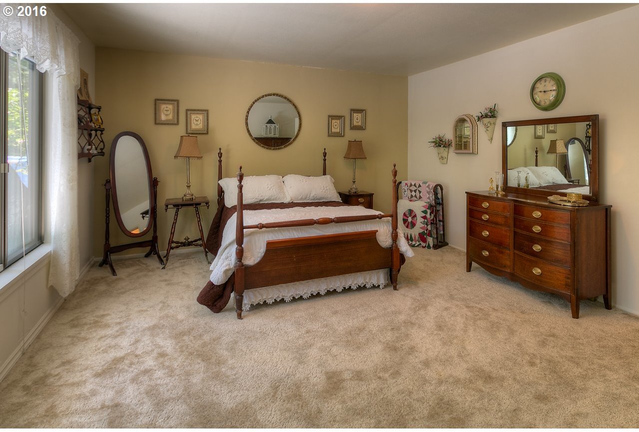 842 Hylo Road Southeast Salem, OR 97306 - Photo 18 of 28 Gallery Image 18