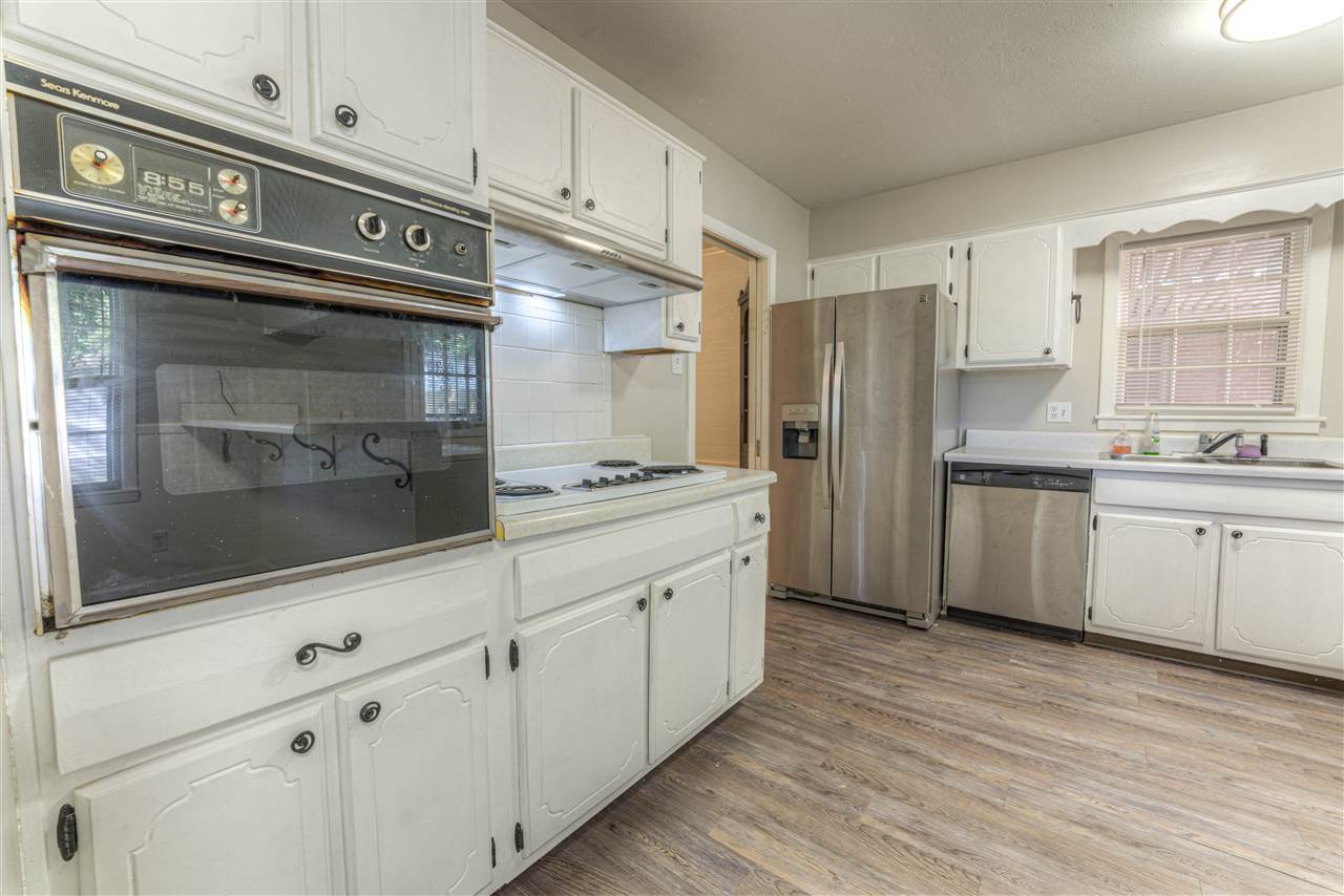1666 Ivy Road Memphis, TN 38117 - Photo 15 of 25