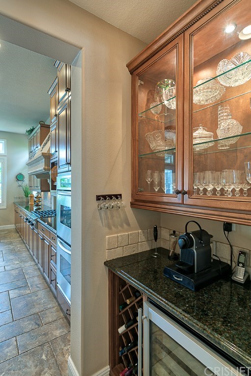 27015 Timberline Terrace Valencia, CA 91381 - Photo 10 of 62