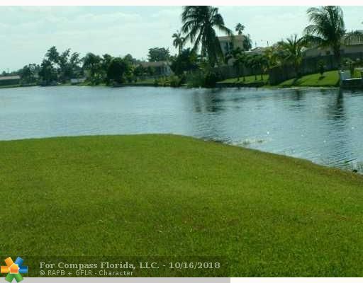 Sunrise Lakes Condominiums Sunrise, FL 33322 - Photo 2 of 15
