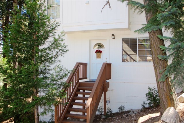 375 Grandview Road Twin Peaks, CA 92391 - Photo 29 of 30 Bottom-most level; Door to exterior
