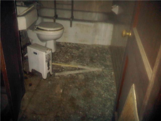 4170 Prescott Road Memphis, TN 38118 - Photo 8 of 12 Plumbing does not work.