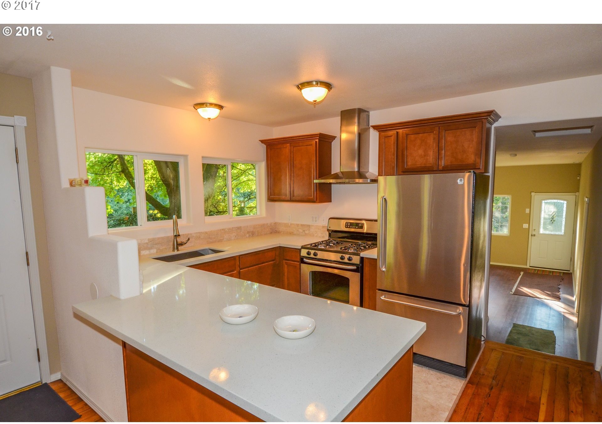 2307 Southwest Iowa Street Portland, OR 97239 - Photo 7 of 22 Gallery Image 7