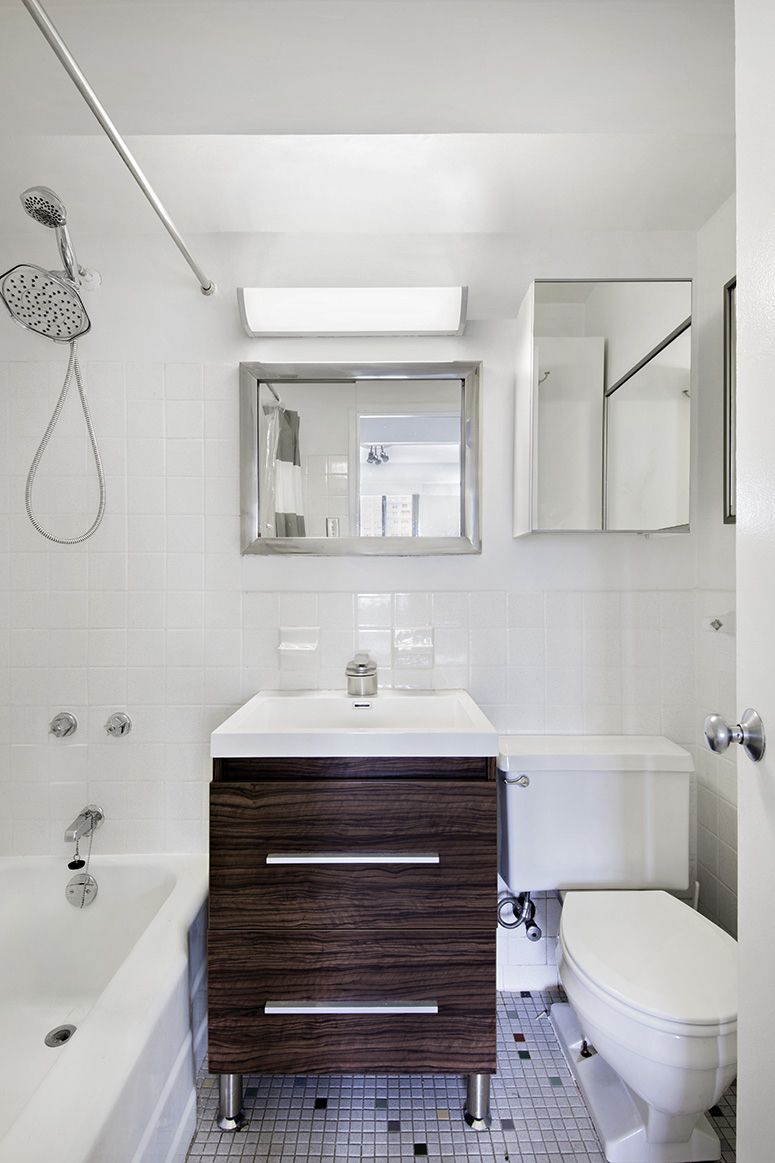 175 West 12th Street, Unit 10K Manhattan, NY 10011 - Photo 7 of 8