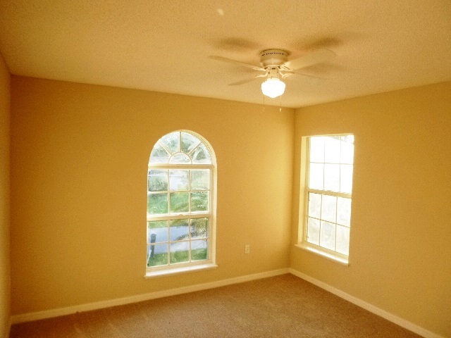 92 Princess Ruth Lane Palm Coast, FL 32164 - Photo 9 of 27 Gallery Image 9