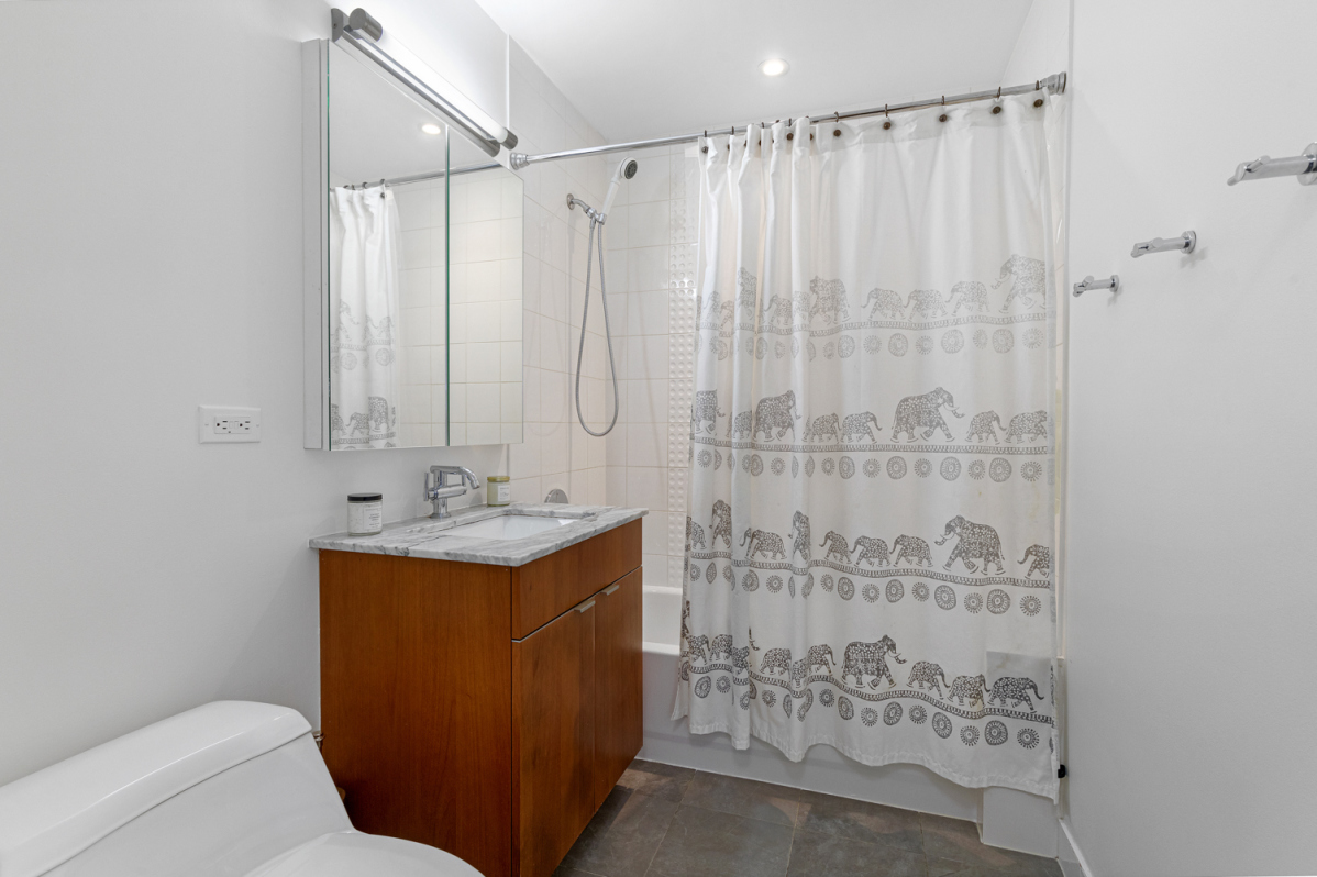 110 Warren Street, Unit B301 Brooklyn, NY 11201 - Photo 8 of 13