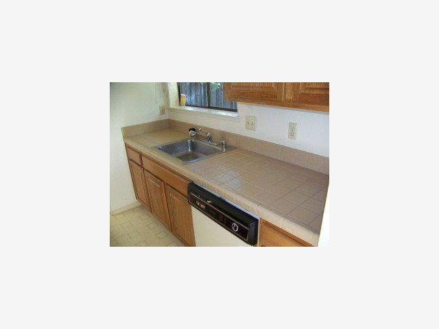 3077 Middlefield Road, Unit 102 Palo Alto, CA 94306 - Photo 3 of 9