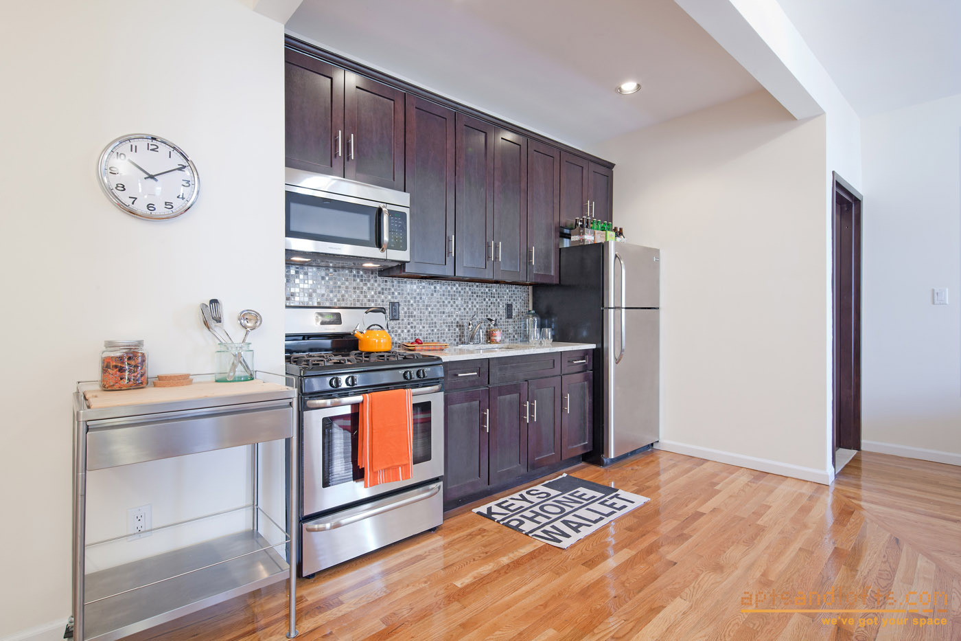 608 Lorimer Street, Unit 4R Brooklyn, NY 11211 - Photo 2 of 6