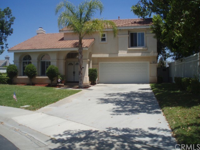 181 Rugby Court Corona, CA 92882 - Photo 1 of 1 Long Driveway
