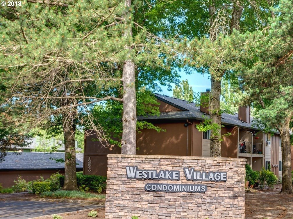12604 Northwest Barnes Road, Unit 1 Portland, OR 97229 - Photo 14 of 25 Gallery Image 14