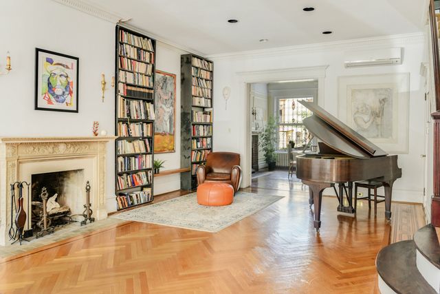 $2,050,000 | 149 Maple Street | Prospect Lefferts Gardens