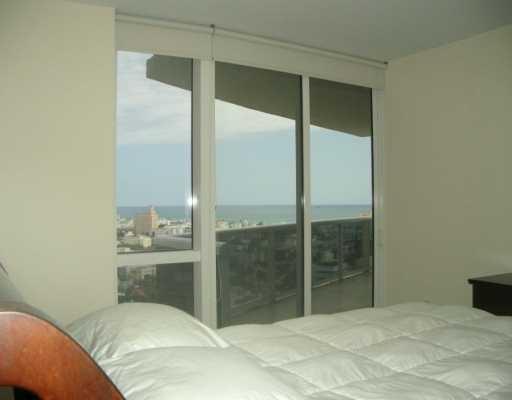 400 Alton Road, Unit 2005 Miami Beach, FL 33139 - Photo 6 of 16