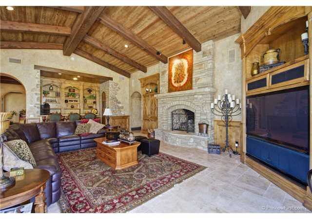 14175 Biscayne Place Poway, CA 92064 - Photo 10 of 25