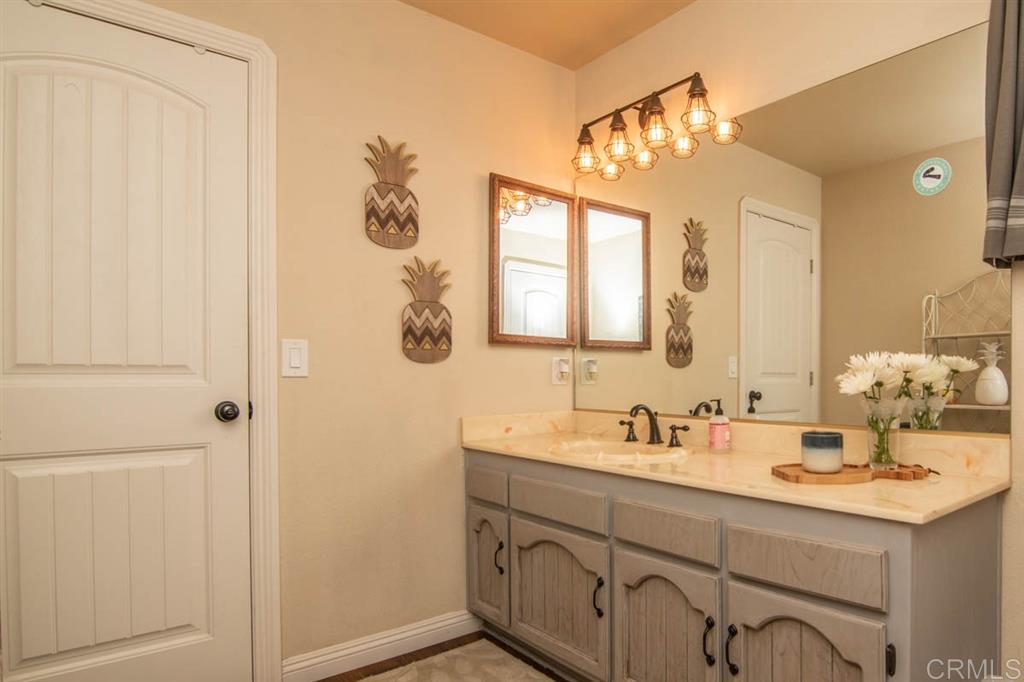 6217 Hidden Valley Road Fallbrook, CA 92028 - Photo 12 of 25