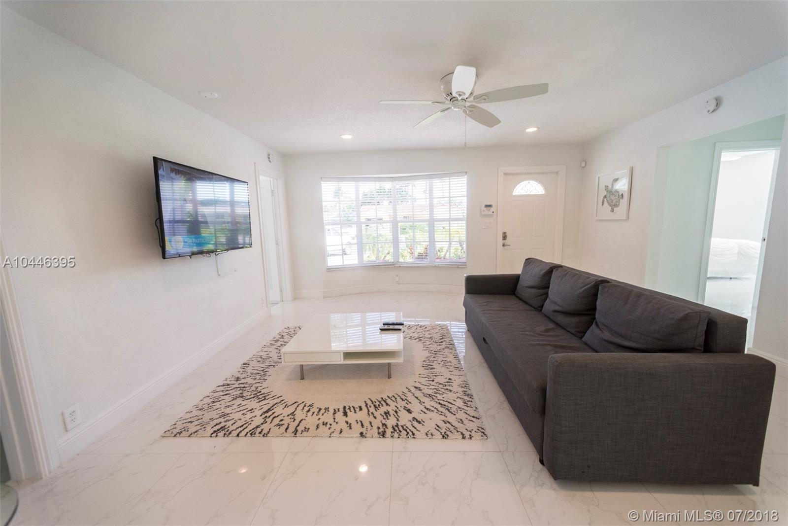 210 Southeast 4th Street Dania Beach, FL 33004 - Photo 6 of 41