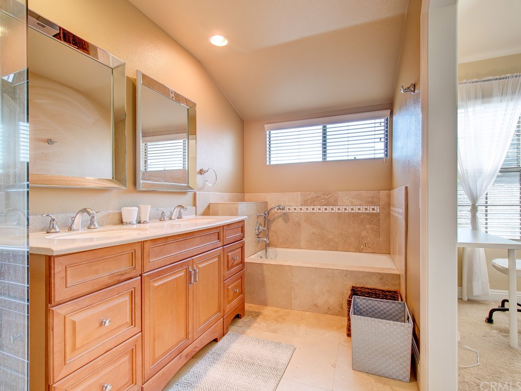 9 Firestone Irvine, CA 92614 - Photo 21 of 32