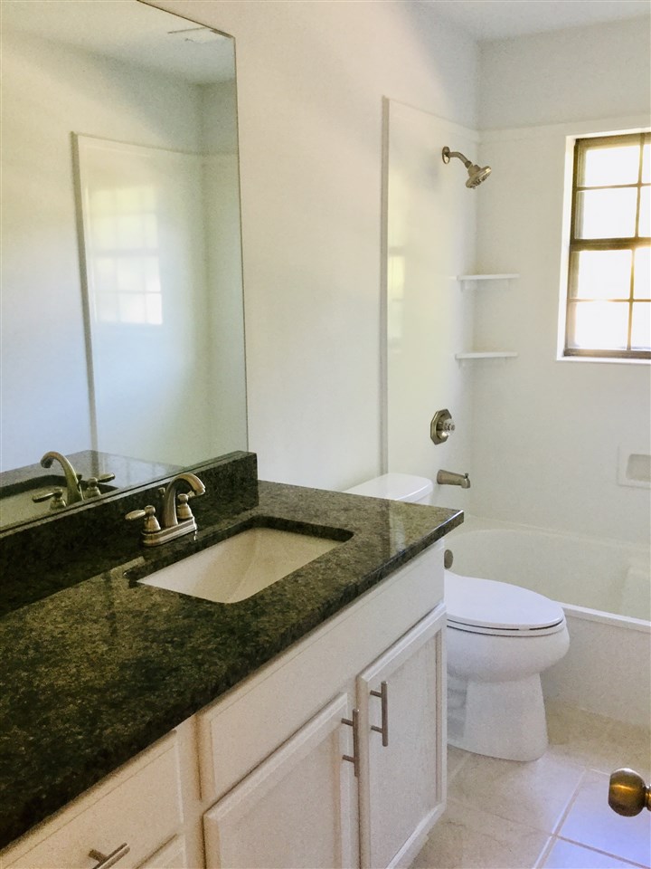 1775 Brierbrook Road Germantown, TN 38138 - Photo 21 of 25 Gallery Image 21