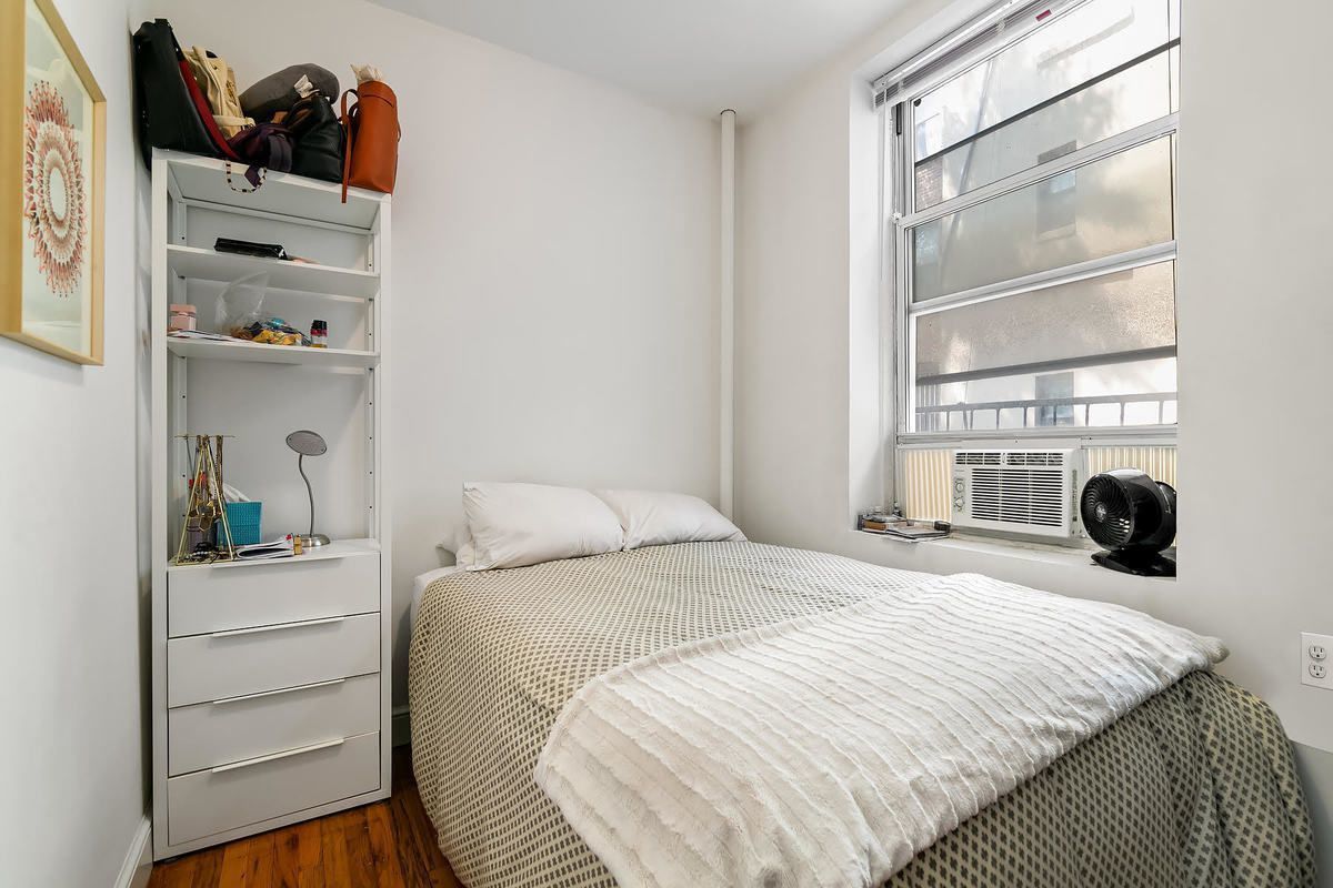 101 Thompson Street, Unit 6 Manhattan, NY 10012 - Photo 3 of 4