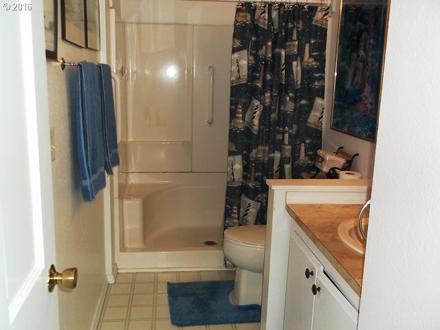960 Rowe Street Reedsport, OR 97467 - Photo 14 of 32 Gallery Image 14