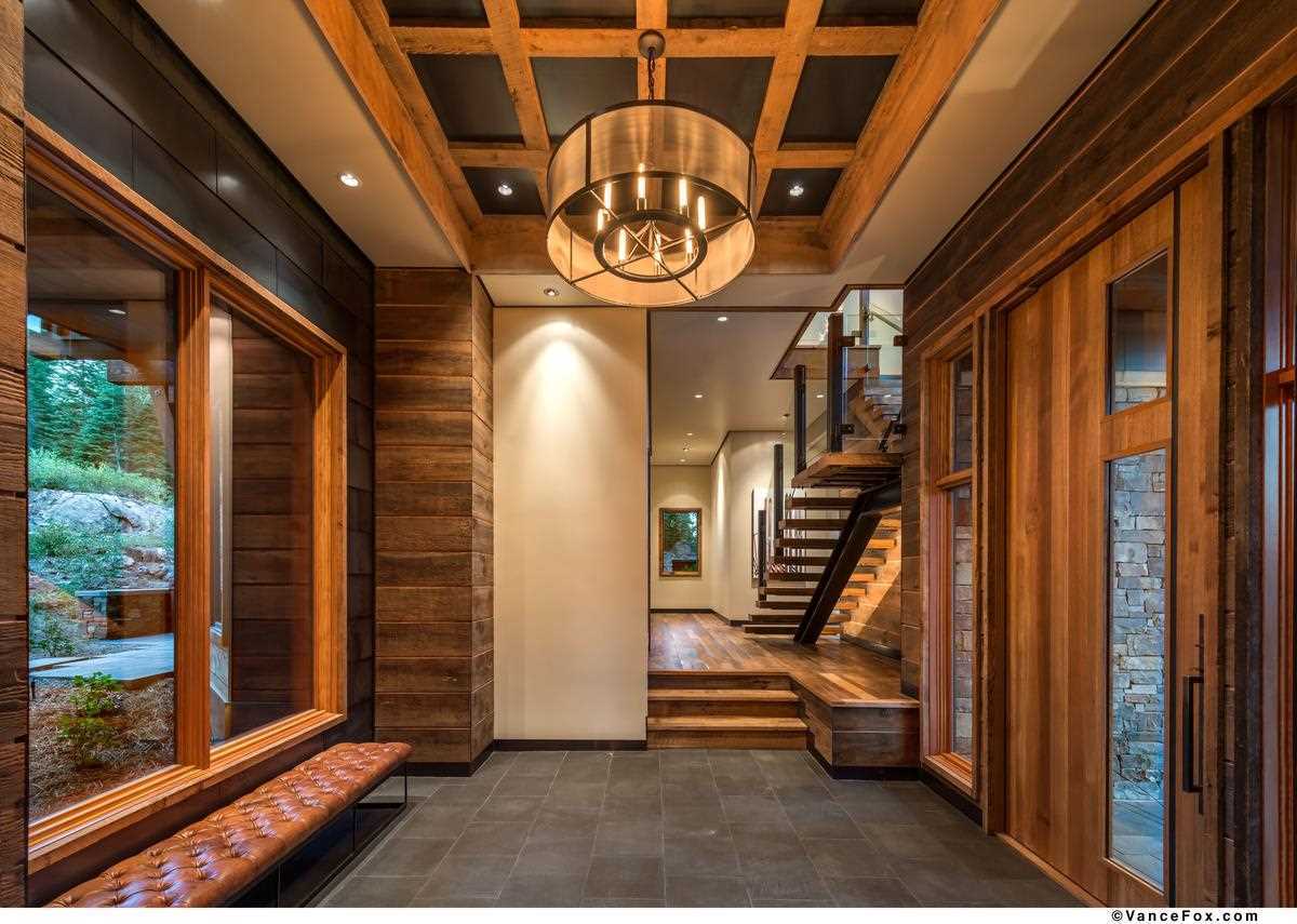 8434 Valhalla Drive Truckee, CA 96161 - Photo 3 of 14