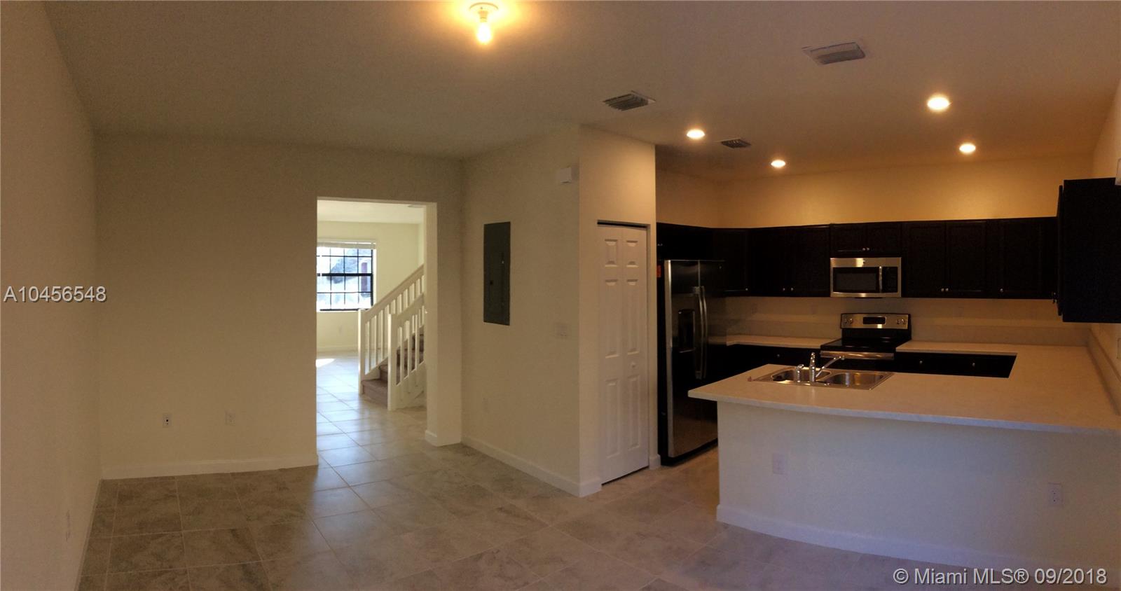 11419 Southwest 248th Lane Homestead, FL 33032 - Photo 3 of 14