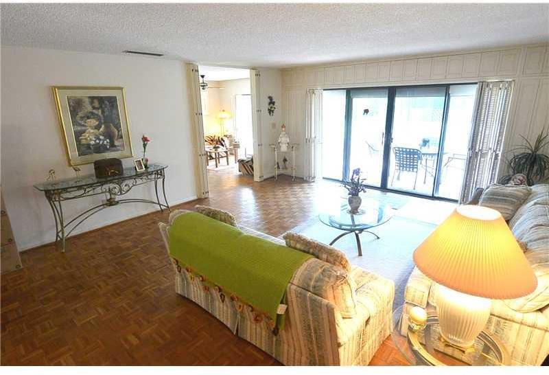 Emerald Hills Hollywood, FL 33021 - Photo 9 of 30