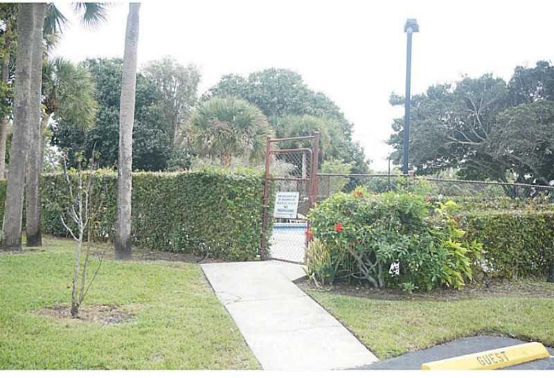 603 Racquet Club Road, Unit 2 Weston, FL 33326 - Photo 30 of 31