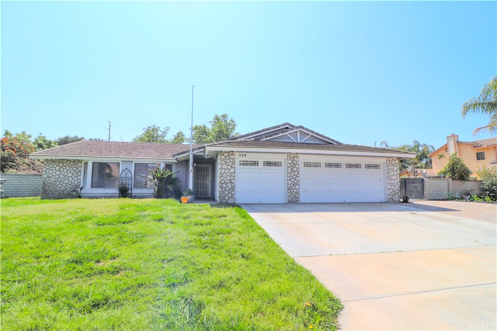 234 Goldfinch Lane Riverside, CA 92507 - Photo 1 of 1