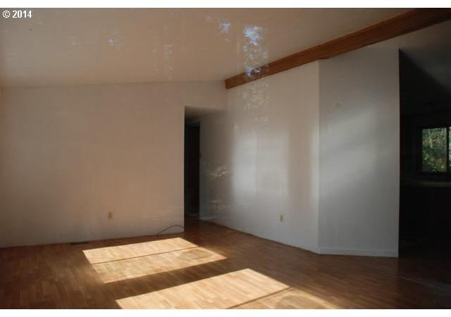 18400 Taylor Creek Road Brookings, OR 97415 - Photo 7 of 14 Gallery Image 7