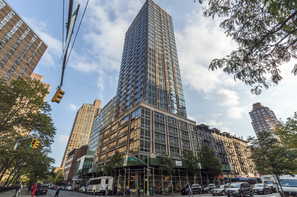 RiverEast 408 E 92nd St, Manhattan, NY 10128 - Photo 2 of 3