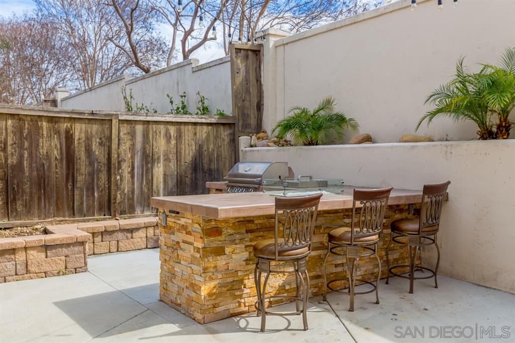 11570 Village Ridge Road San Diego, CA 92131 - Photo 18 of 20