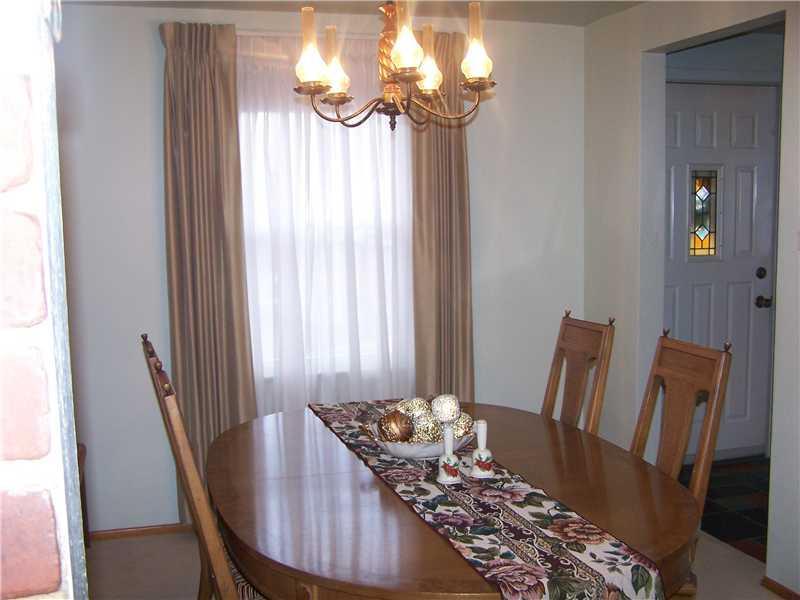 167 Pinchtown Road Baldwin, PA 15236 - Photo 5 of 18 Gallery Image 5