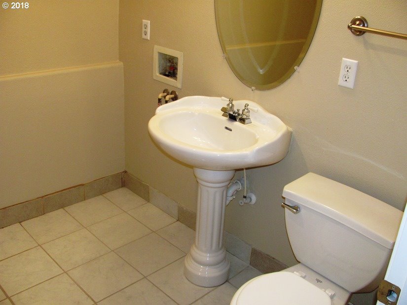 719 Northwest Meadow Ridge Street Camas, WA 98607 - Photo 10 of 20 Gallery Image 10