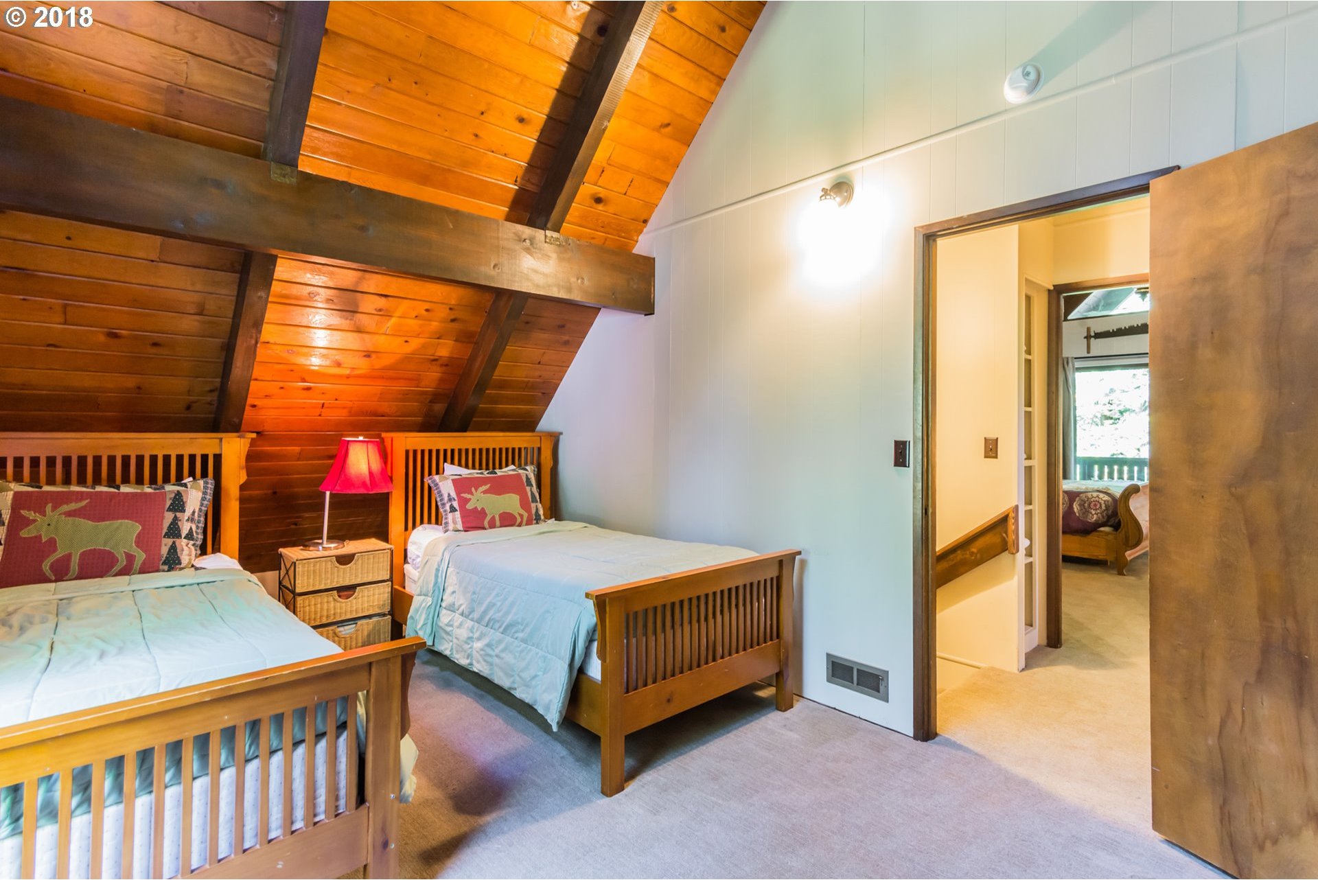 25090 East Arthur Hailey Road Rhododendron, OR 97049 - Photo 4 of 32 Gallery Image 4
