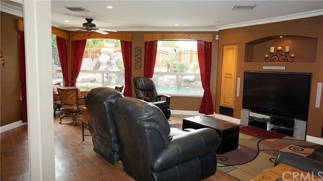 3526 State Street Corona, CA 92881 - Photo 3 of 53