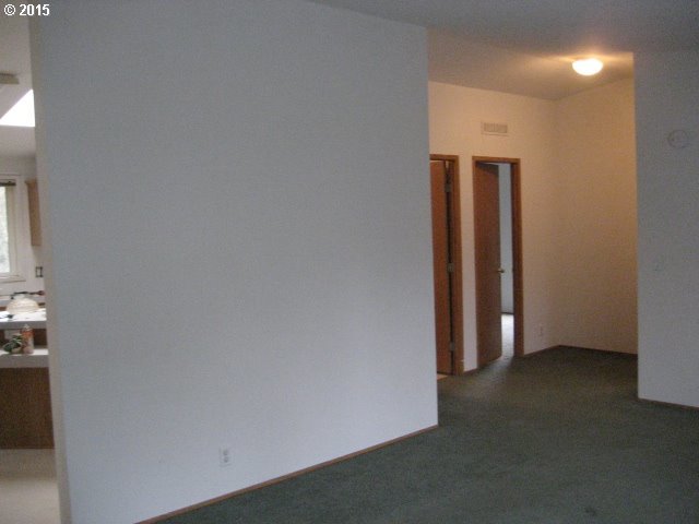 22635 Southwest Riggs Road Beaverton, OR 97078 - Photo 2 of 17