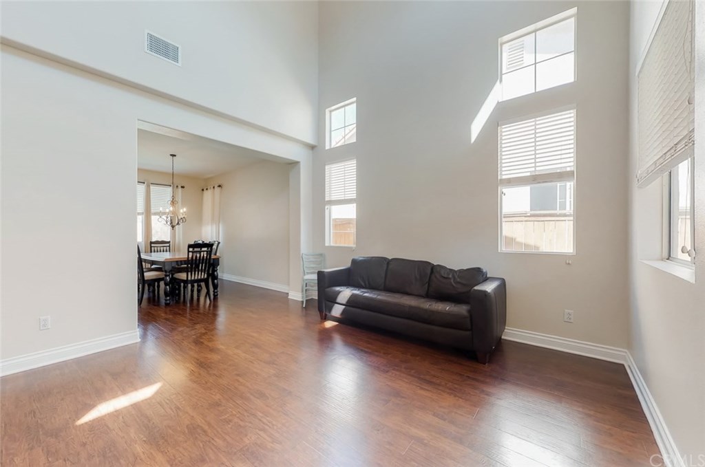 33140 Fox Road Temecula, CA 92592 - Photo 8 of 30