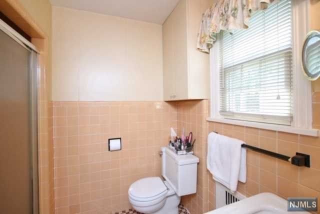 51 Dryden Road Montclair, NJ 07043 - Photo 14 of 24
