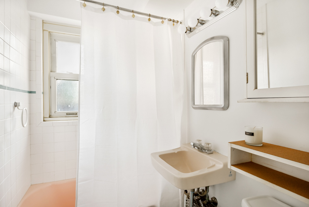 3 Sheridan Square, Unit 6M Manhattan, NY 10014 - Photo 10 of 11