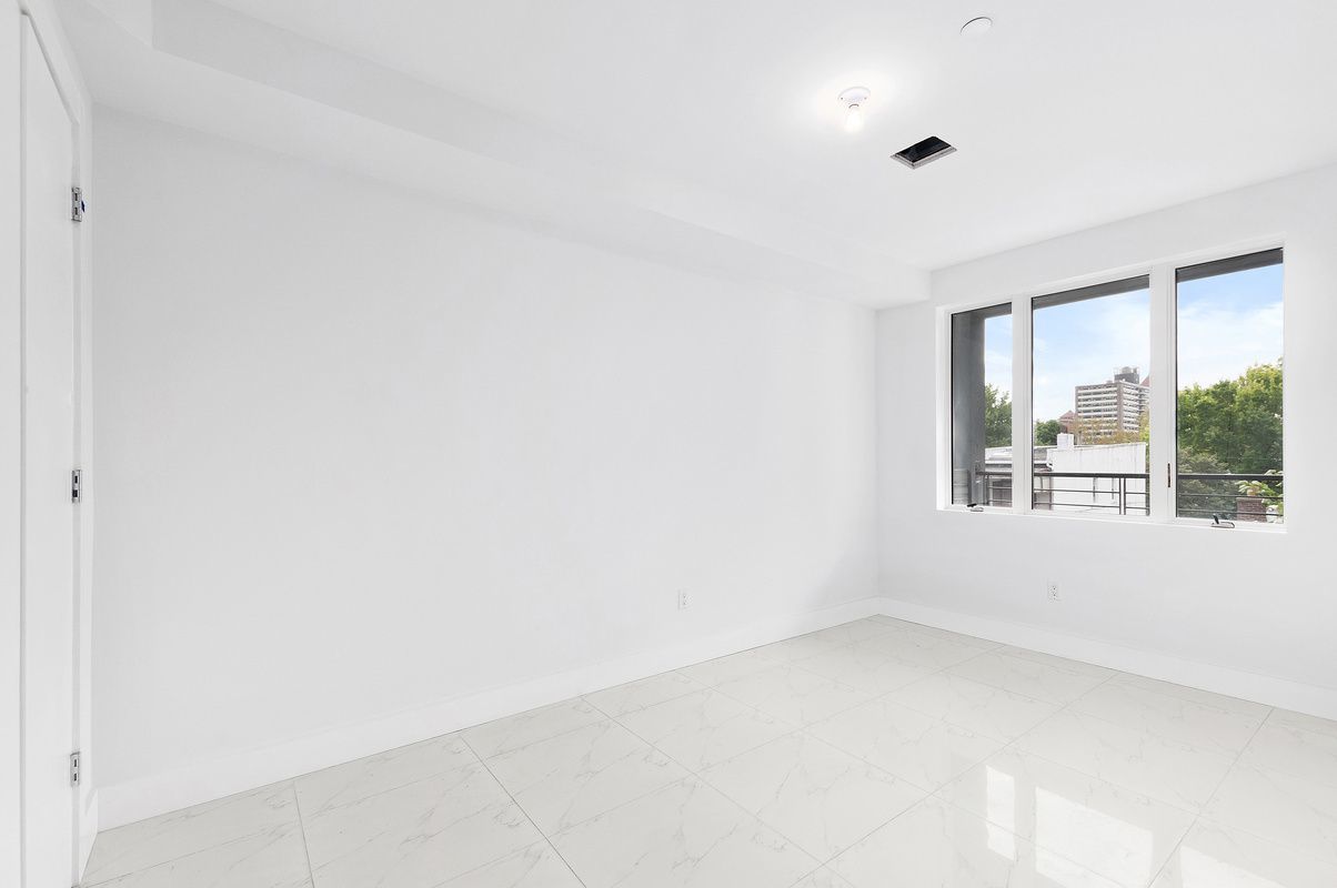 474 East New York Avenue, Unit 2F Brooklyn, NY 11225 - Photo 5 of 9