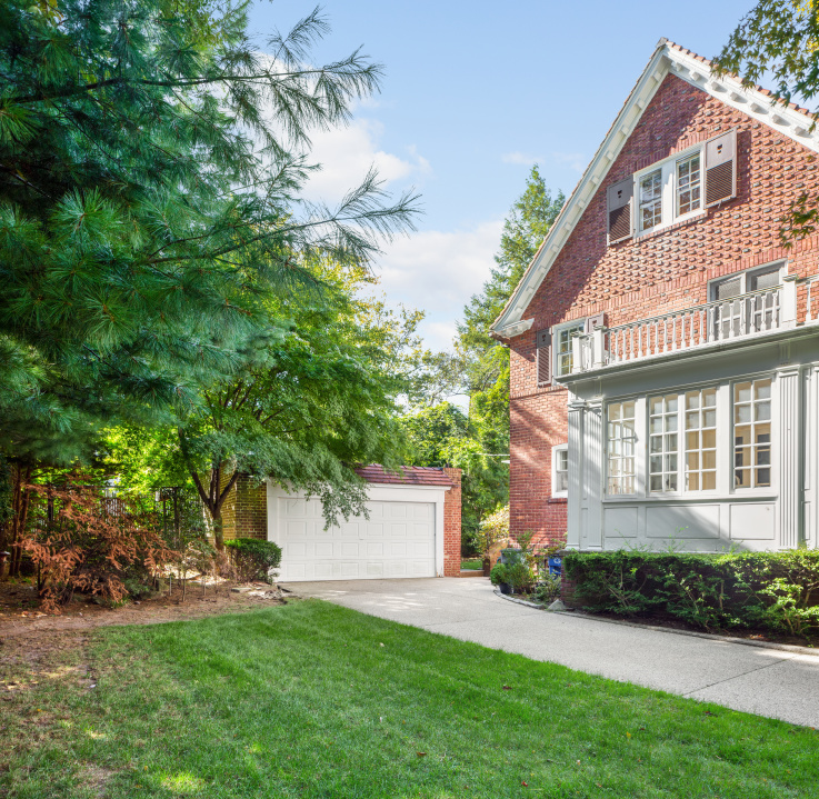 82 Tennis Place Queens, NY 11375 - Photo 17 of 20