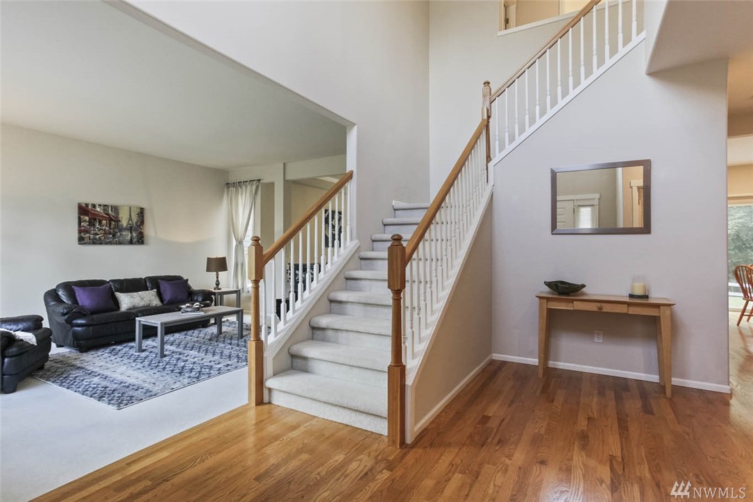 17543 Southeast 186th Way Renton, WA 98058 - Photo 3 of 25