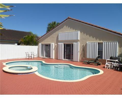 Mapleridge Hollywood, FL 33312 - Photo 6 of 8