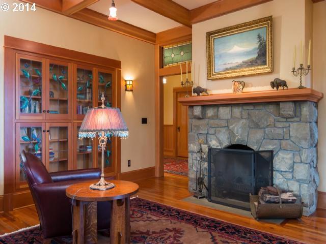 7449 Northwest Thompson Road Portland, OR 97229 - Photo 3 of 16