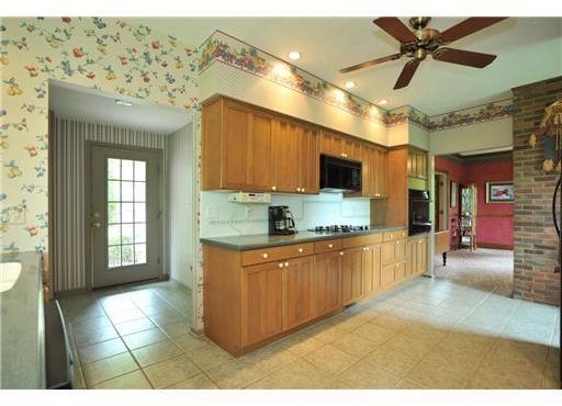177 North Spring Valley Road Canonsburg, PA 15317 - Photo 6 of 18 Gallery Image 6