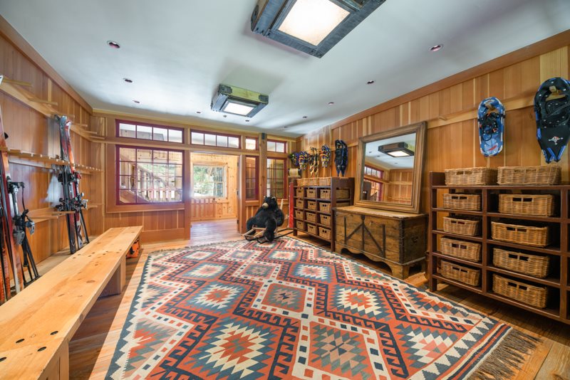 1075 Mule Ears Drive Truckee, CA 96161 - Photo 3 of 21